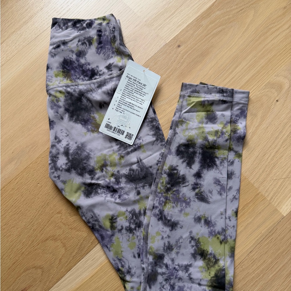 Lululemon Athletica Gray and Green Tie-Dye Leggings